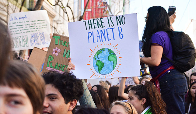 December 11, 2021 — Small but growing number of Canadian universities divesting from fossil fuels
