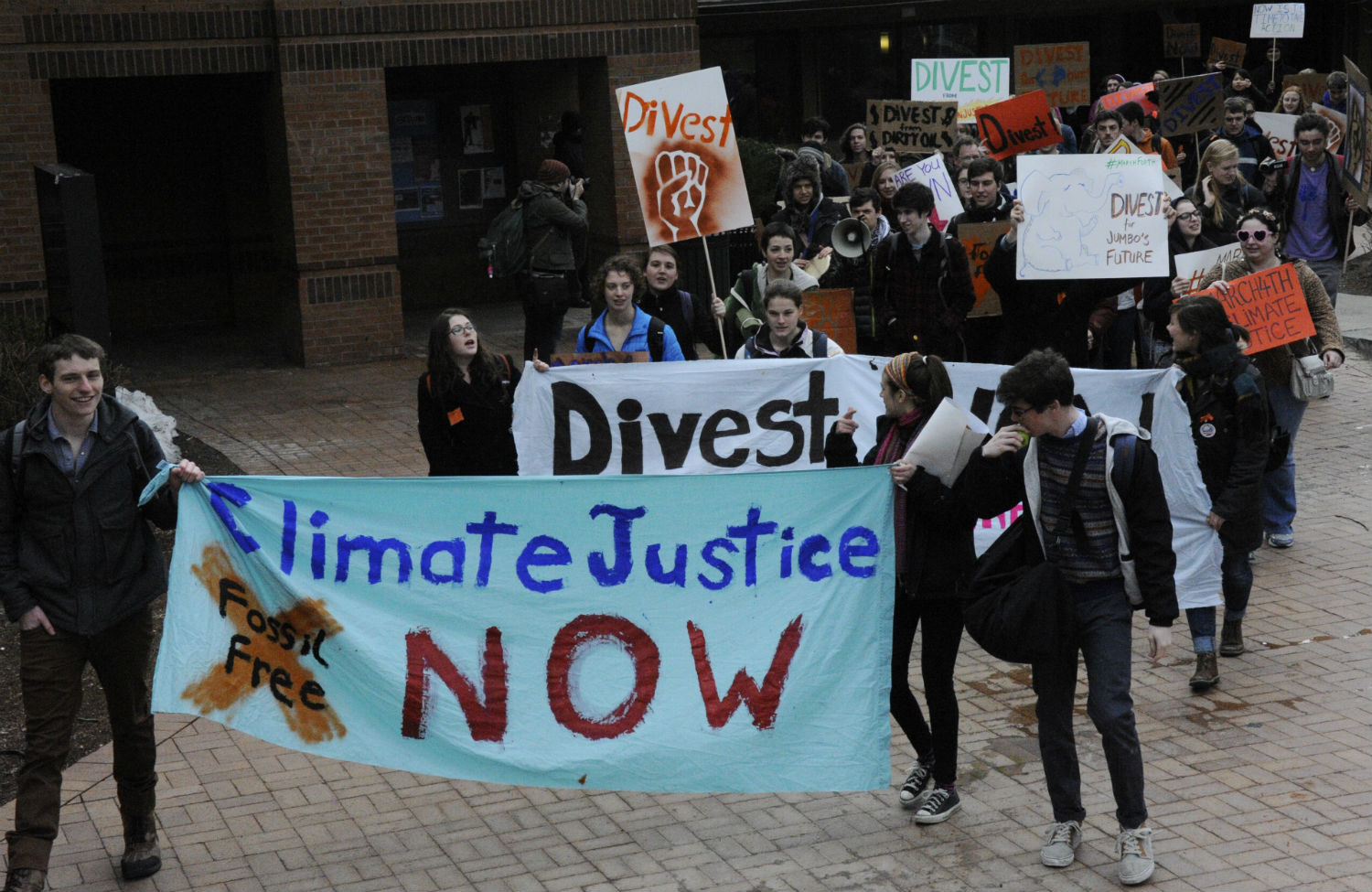 February 19, 2022 - Student climate activists from Yale, Stanford, Princeton, MIT and Vanderbilt file legal complaints to compel divestment